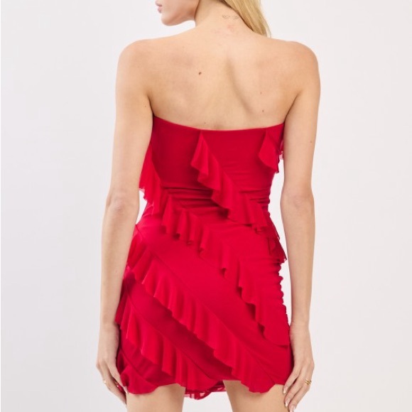 Chic Strapless Ruffle Mini Dress in Red - Picture 2 of 4